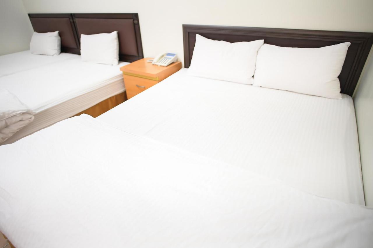 Clear Water Bay Homestay Nangan Luaran gambar
